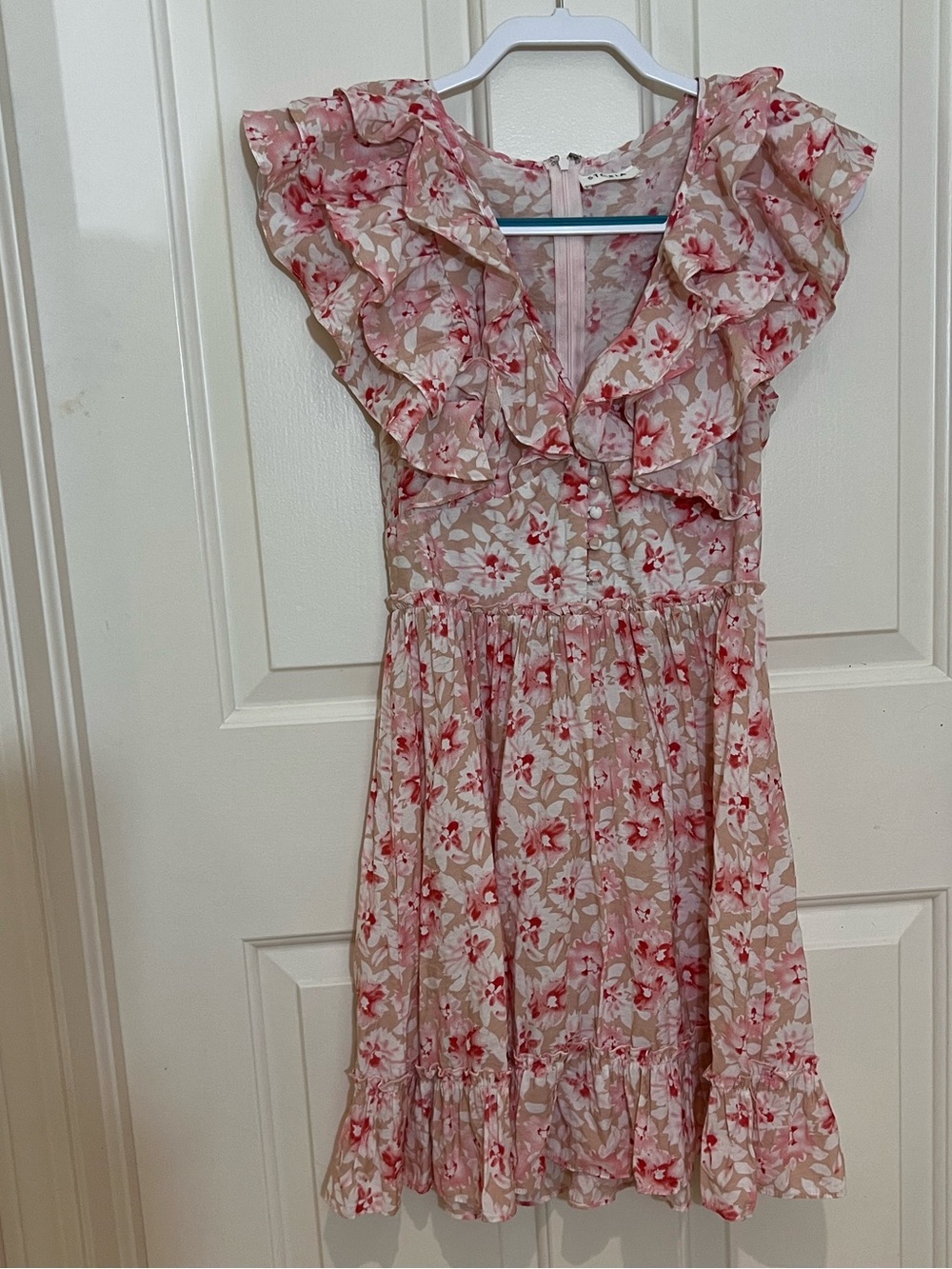 Pink Floral Ruffle Dress by Storia